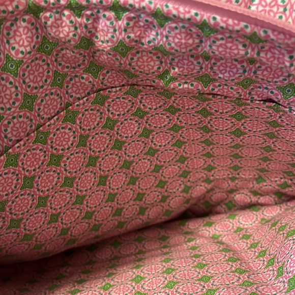 Vera Bradley Pinwheel Pink Crossbody Messenger Purse - Picture 5 of 7